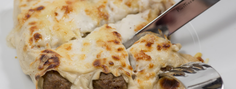 Canelones de cola y carrillada con boletus